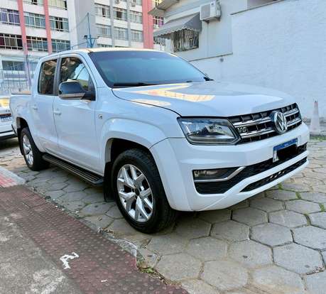 VOLKSWAGEN-AMAROK-2019