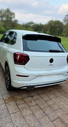 VOLKSWAGEN-POLO-2024