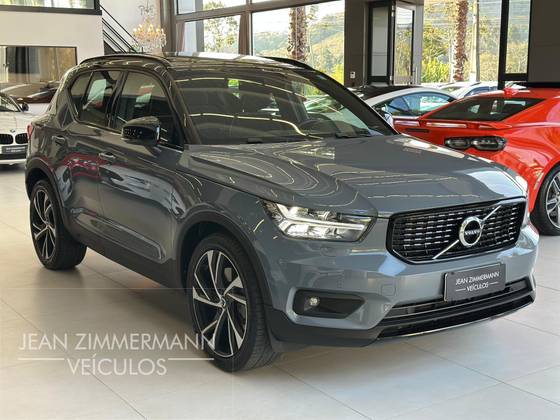 VOLVO XC40 1.5 T5 RECHARGE R-DESIGN GEARTRONIC