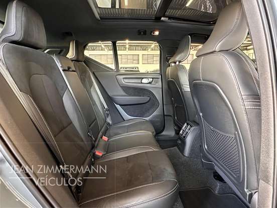 VOLVO-XC40-1.5 T5 RECHARGE R-DESIGN GEARTRONIC VOLVO-XC40-2020