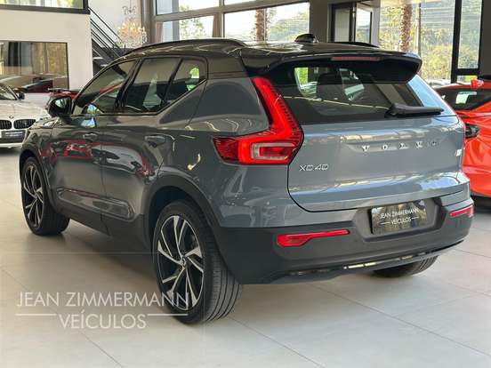 VOLVO-XC40-1.5 T5 RECHARGE R-DESIGN GEARTRONIC VOLVO-XC40-2020