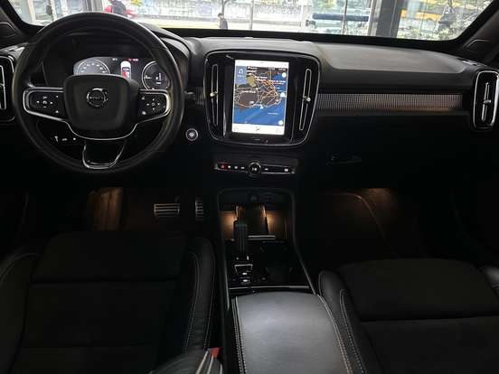 VOLVO-XC40-1.5 T5 RECHARGE R-DESIGN GEARTRONIC VOLVO-XC40-2020
