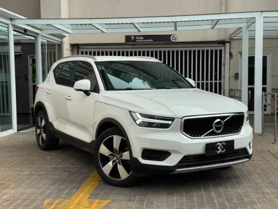 VOLVO XC40 2.0 T5 GASOLINA MOMENTUM AWD GEARTRONIC VOLVO XC40 2.0 T5 GASOLINA MOMENTUM AWD GEARTRONIC