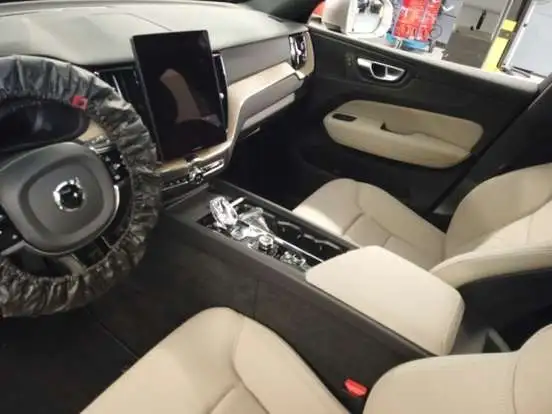 VOLVO-XC60-2.0 T8 PHEV PLUS AWD GEARTRONIC VOLVO-XC60-2026
