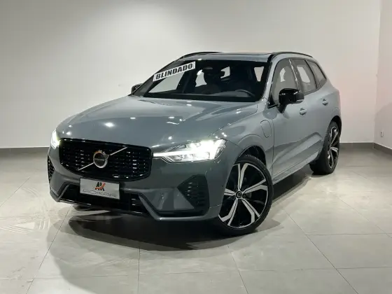 VOLVO XC60 2.0 T8 RECHARGE ULTIMATE DARK AWD GEARTRONIC VOLVO XC60 2.0 T8 RECHARGE ULTIMATE DARK AWD GEARTRONIC