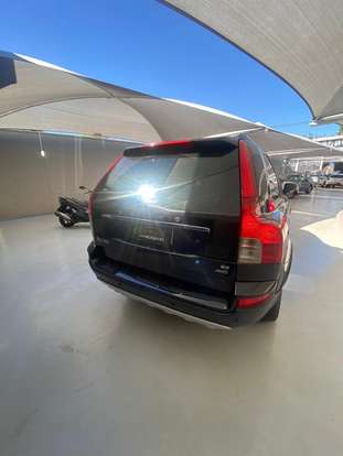 VOLVO-XC90-2010