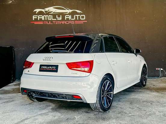 AUDI-A1-2012