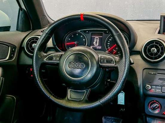 AUDI-A1-1.4 TFSI SPORT 16V 185CV GASOLINA 2P AUTOMÁTICO AUDI-A1-2012