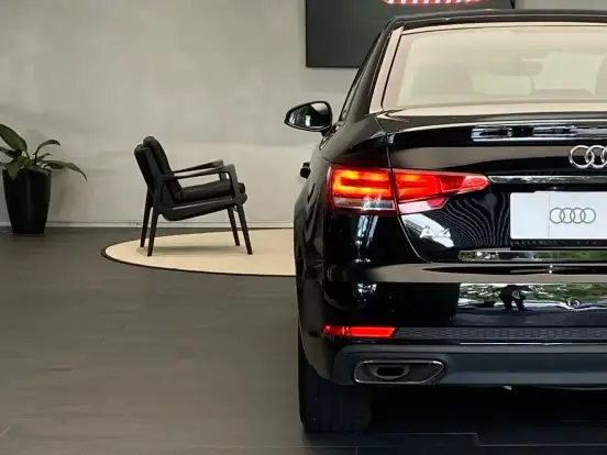 AUDI-A4-2.0 TFSI GASOLINA PRESTIGE S TRONIC AUDI-A4-2019