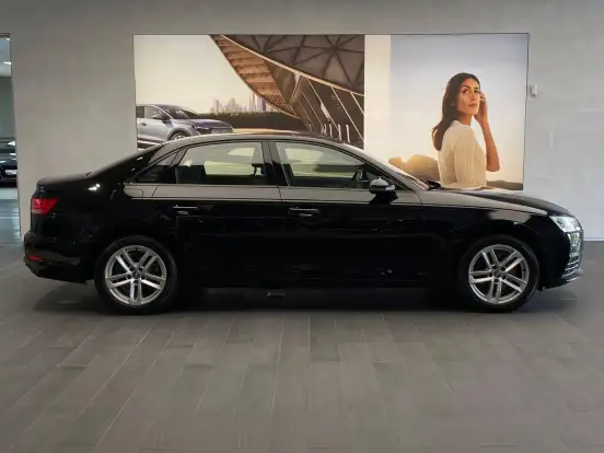 AUDI-A4-2.0 TFSI GASOLINA PRESTIGE S TRONIC AUDI-A4-2019