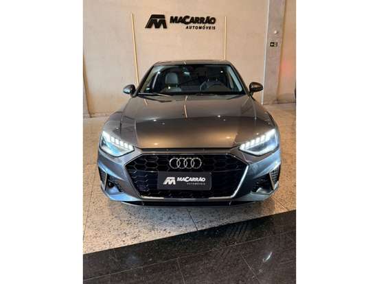 AUDI-A4-2021
