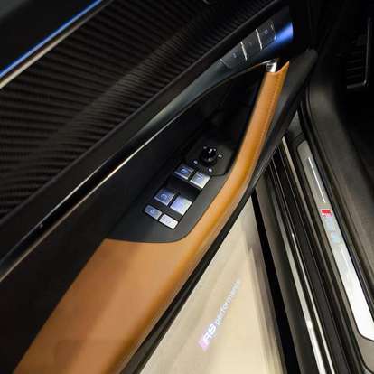 AUDI-RS6-2024