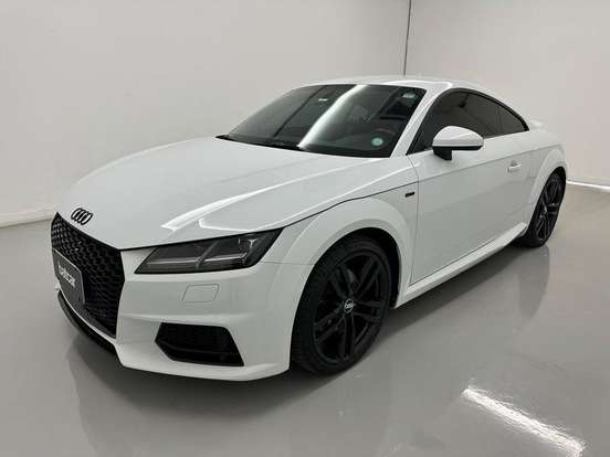 AUDI-TT-2015