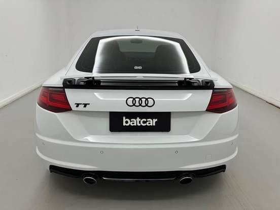 AUDI-TT-2015