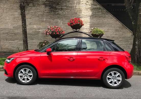 AUDI-A1-2014
