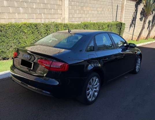 AUDI-A4-2.0 TFSI ATTRACTION 180CV GASOLINA 4P MULTITRONIC AUDI-A4-2012