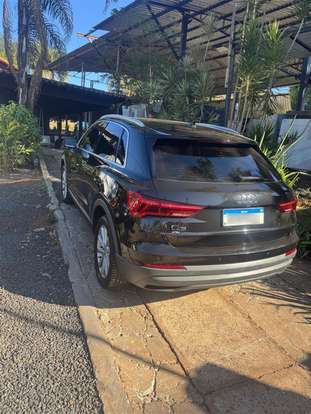 AUDI-Q3-2019