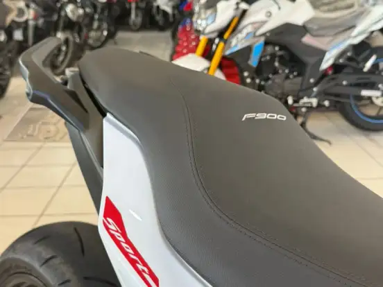 BMW-F 900 R SPORT PLUS BMW-F 900 R SPORT PLUS-2024