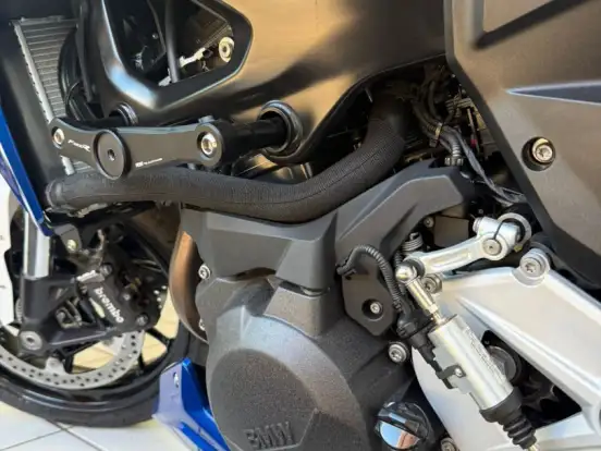 BMW-F 900 R SPORT PLUS BMW-F 900 R SPORT PLUS-2024