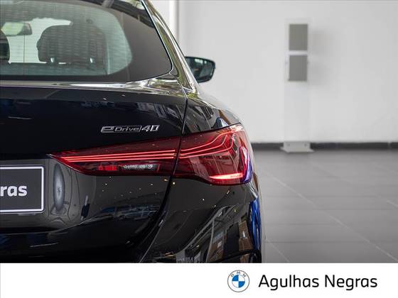 /en/city/cate-car-used-car/bmw-i4-2025-electric-edrive40-m-sport-50271254940288000/-8