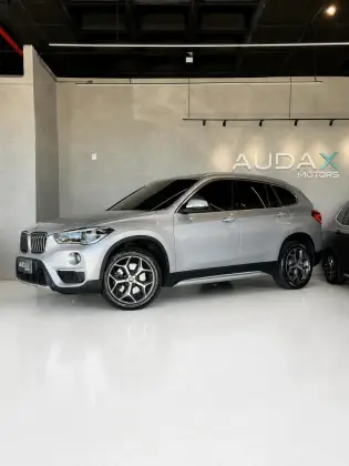 BMW X1 2.0 16V TURBO ACTIVEFLEX SDRIVE20I 4P AUTOMÁTICO BMW X1 2.0 16V TURBO ACTIVEFLEX SDRIVE20I 4P AUTOMÁTICO