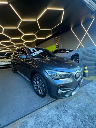 BMW X1 2.0 16V TURBO ACTIVEFLEX SDRIVE20I 4P AUTOMÁTICO BMW X1 2.0 16V TURBO ACTIVEFLEX SDRIVE20I 4P AUTOMÁTICO