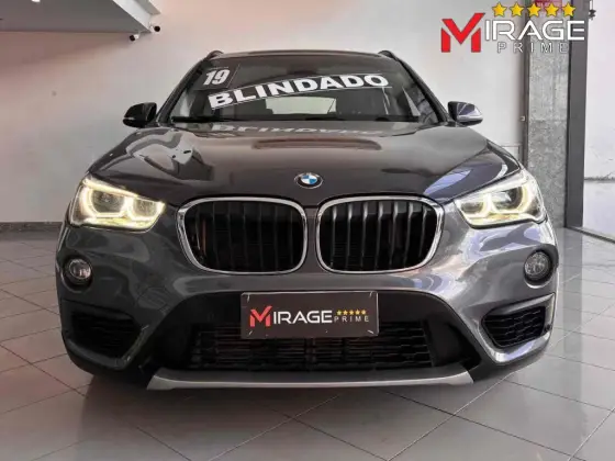 BMW X1 2.0 16V TURBO ACTIVEFLEX SDRIVE20I 4P AUTOMÁTICO BMW X1 2.0 16V TURBO ACTIVEFLEX SDRIVE20I 4P AUTOMÁTICO