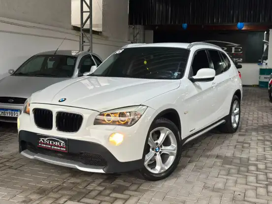 BMW-X1-2.0 16V TURBO GASOLINA SDRIVE20I 4P AUTOMÁTICO BMW-X1-2012