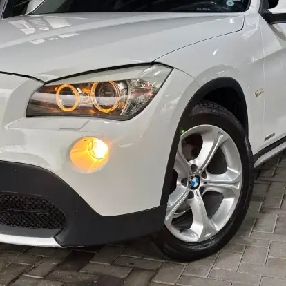 BMW-X1-2012