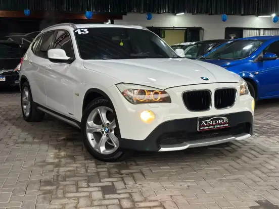 BMW-X1-2.0 16V TURBO GASOLINA SDRIVE20I 4P AUTOMÁTICO BMW-X1-2012