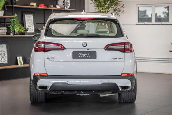 BMW-X5-2019