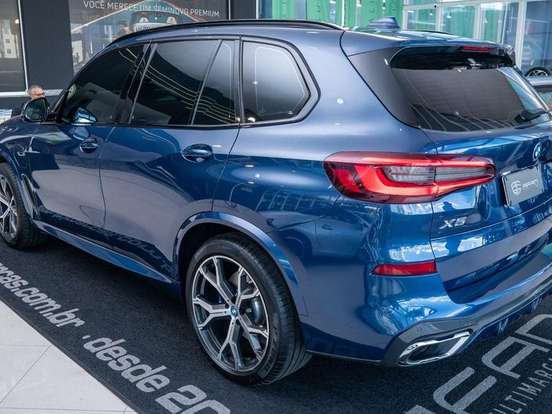 BMW-X5-3.0 I6 TURBO HÍBRIDO XDRIVE45E M SPORT AUTOMÁTICO BMW-X5-2022