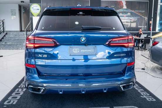 BMW-X5-2022