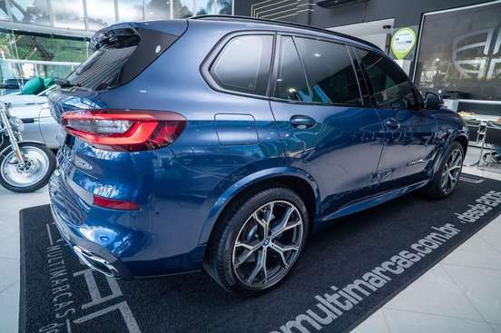 BMW-X5-2022