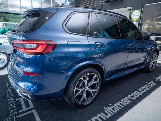 BMW-X5-3.0 I6 TURBO HÍBRIDO XDRIVE45E M SPORT AUTOMÁTICO BMW-X5-2022