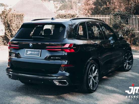 BMW-X5-3.0 I6 TURBO HÍBRIDO XDRIVE50E M SPORT AUTOMÁTICO BMW-X5-2023