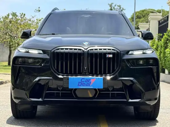 BMW-X7-4.4 V8 GASOLINA M60i STEPTRONIC BMW-X7-2024