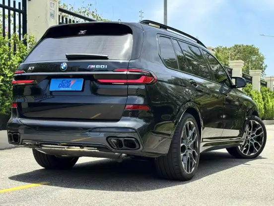 BMW-X7-4.4 V8 GASOLINA M60i STEPTRONIC BMW-X7-2024