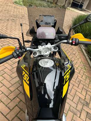 BMW-F 750 GS PREMIUM-2021