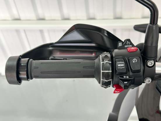 BMW-F 800 GS PLUS-2024