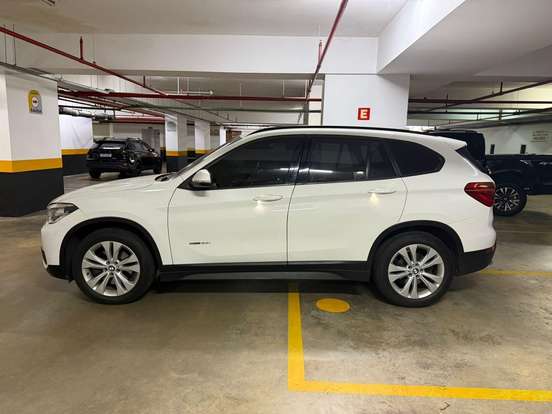 BMW-X1-2016