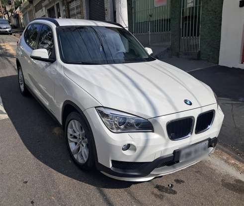 BMW-X1-2015