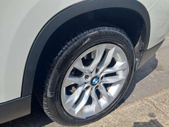 BMW-X1-2.0 16V TURBO ACTIVEFLEX SDRIVE20I 4P AUTOMÁTICO BMW-X1-2015