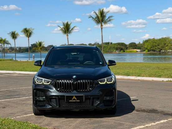 BMW-X1-2.0 16V TURBO ACTIVEFLEX SDRIVE20I M SPORT 25 ANOS 4P AUTOMÁTICO BMW-X1-2021
