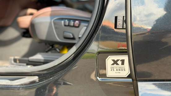 BMW-X1-2021