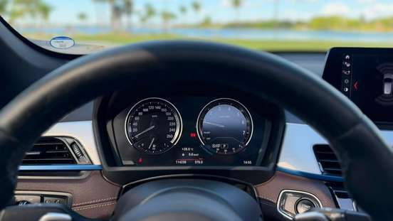BMW-X1-2021