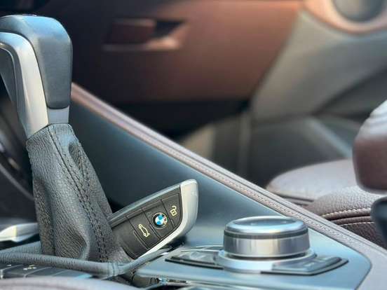 BMW-X1-2.0 16V TURBO ACTIVEFLEX SDRIVE20I M SPORT 25 ANOS 4P AUTOMÁTICO BMW-X1-2021