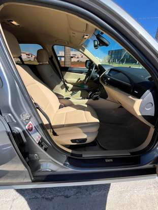 BMW-X1-2012