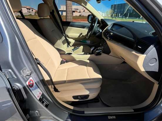 BMW-X1-2.0 16V TURBO GASOLINA SDRIVE20I 4P AUTOMÁTICO BMW-X1-2012