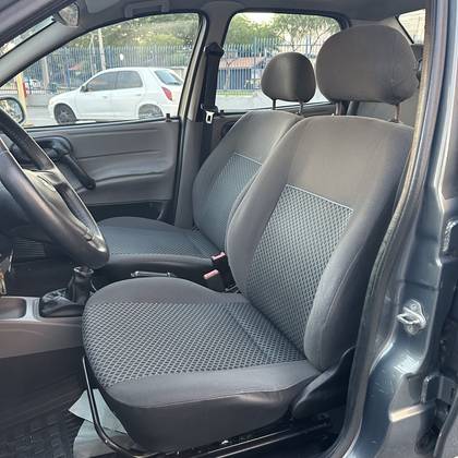 /en/city/cate-car-used-car/chevrolet-classic-2013-1-0-mpfi-ls-8v-flex-4p-manual-50860301824952320/-9